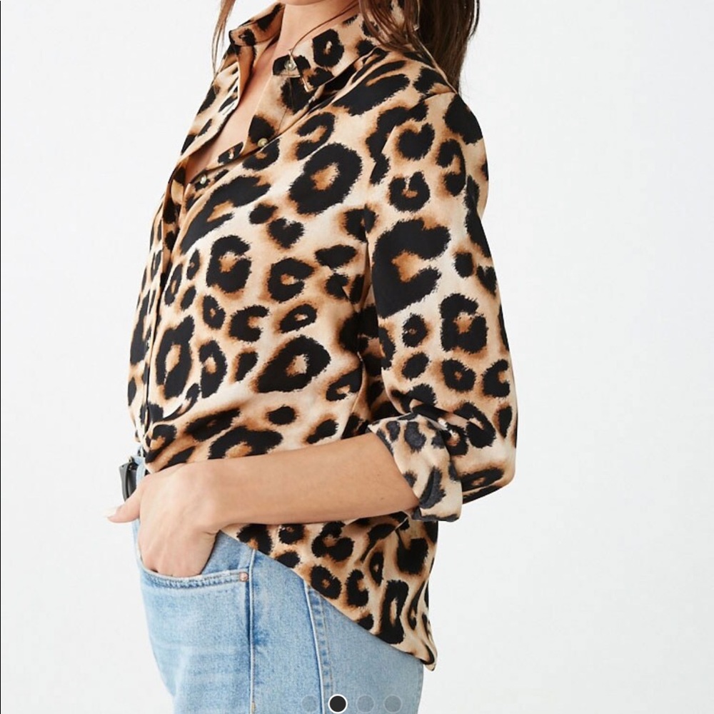 FOREVER 21 - Long Sleeve Top - Picture 3 of 9